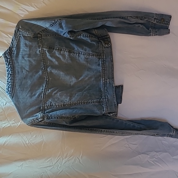 Crop denim jacket - Picture 4 of 5